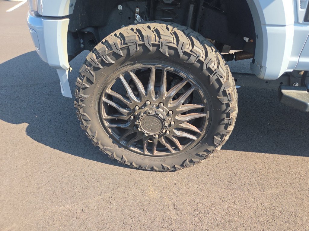 Used 2025 Ford F450 Lariat w/ FX4 Off-Road Package AWD/4WD image 35
