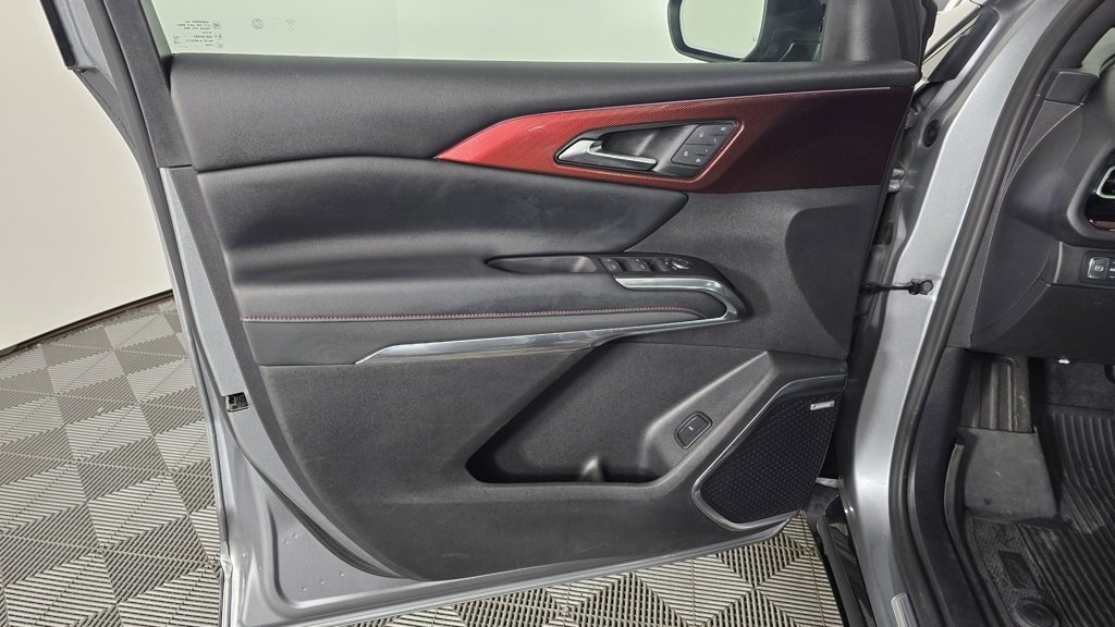 Used 2024 Chevrolet Traverse RS w/ LPO, Floor Liner Package image 20