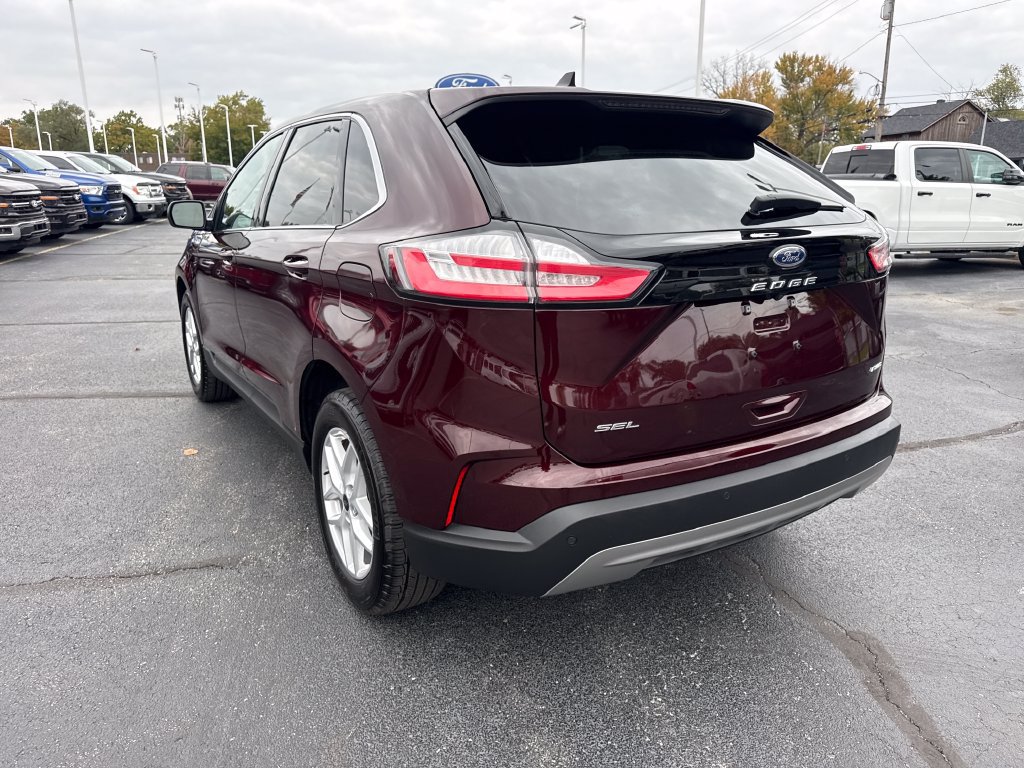 Used 2023 Ford Edge SEL w/ Convenience Package AWD/4WD image 9