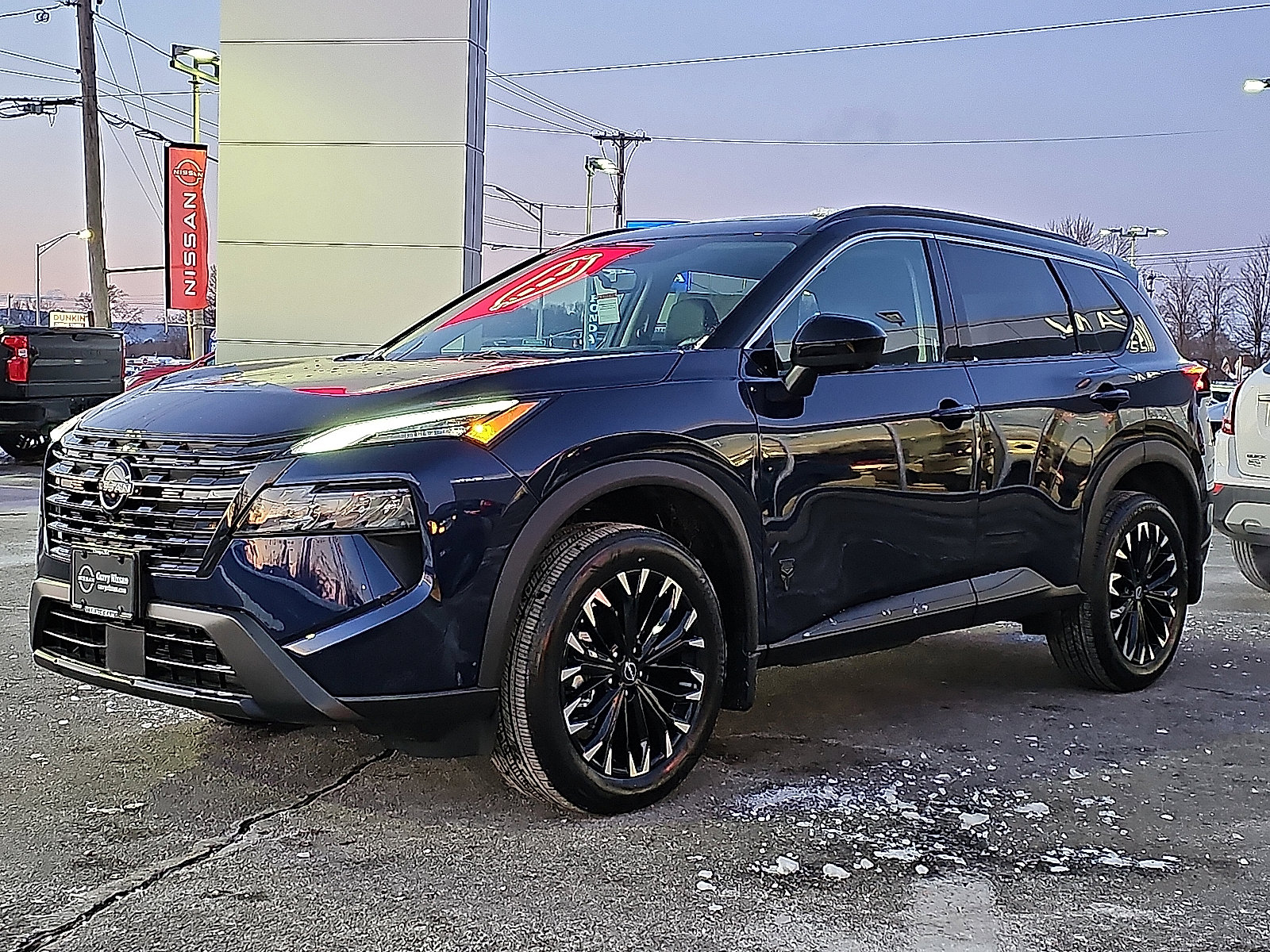 New 2026 Nissan Rogue SV AWD/4WD image 2