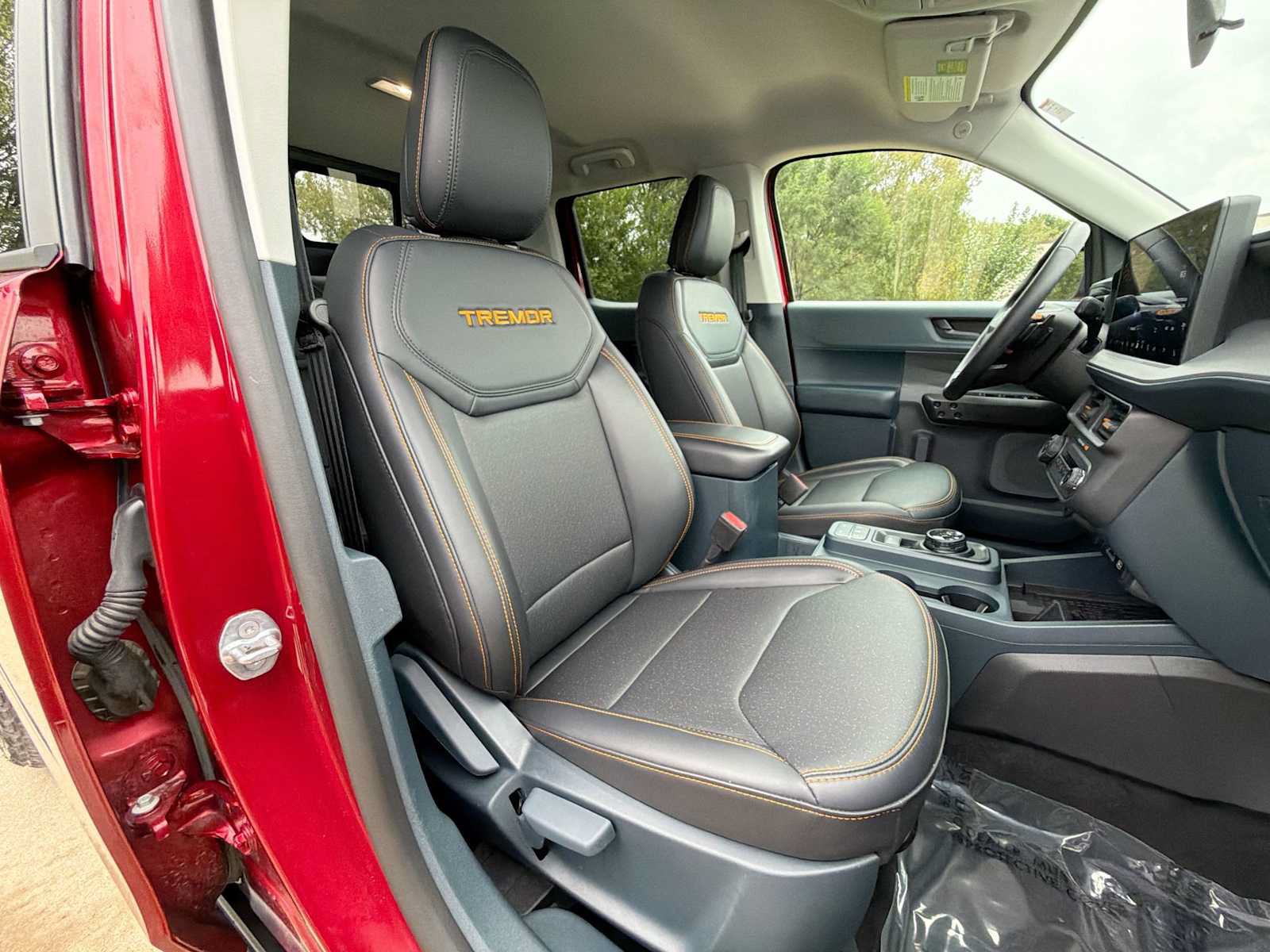 Used 2025 Ford Maverick Tremor AWD/4WD image 18