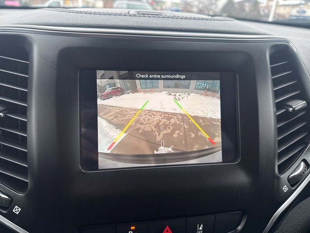 Used 2021 Jeep Cherokee Latitude Lux image 34