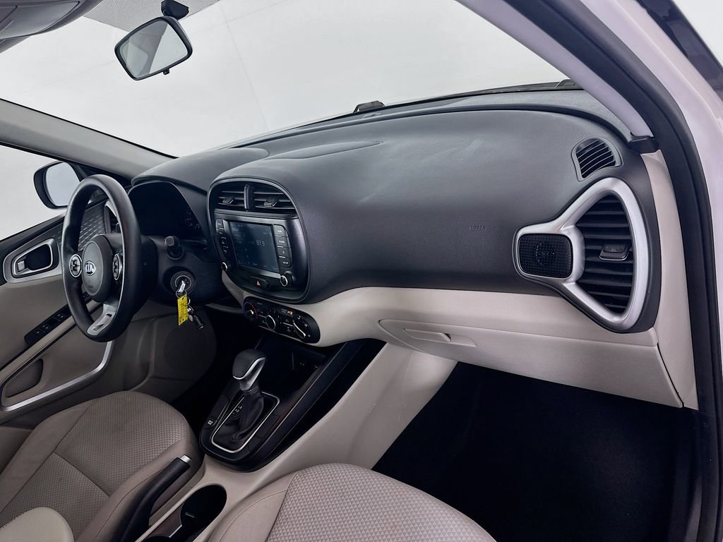 Used 2020 Kia Soul LX image 27