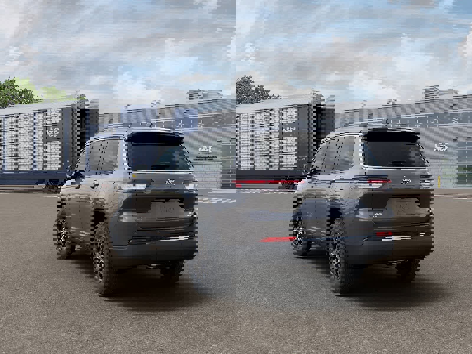 New 2025 Jeep Grand Cherokee L Limited image 3