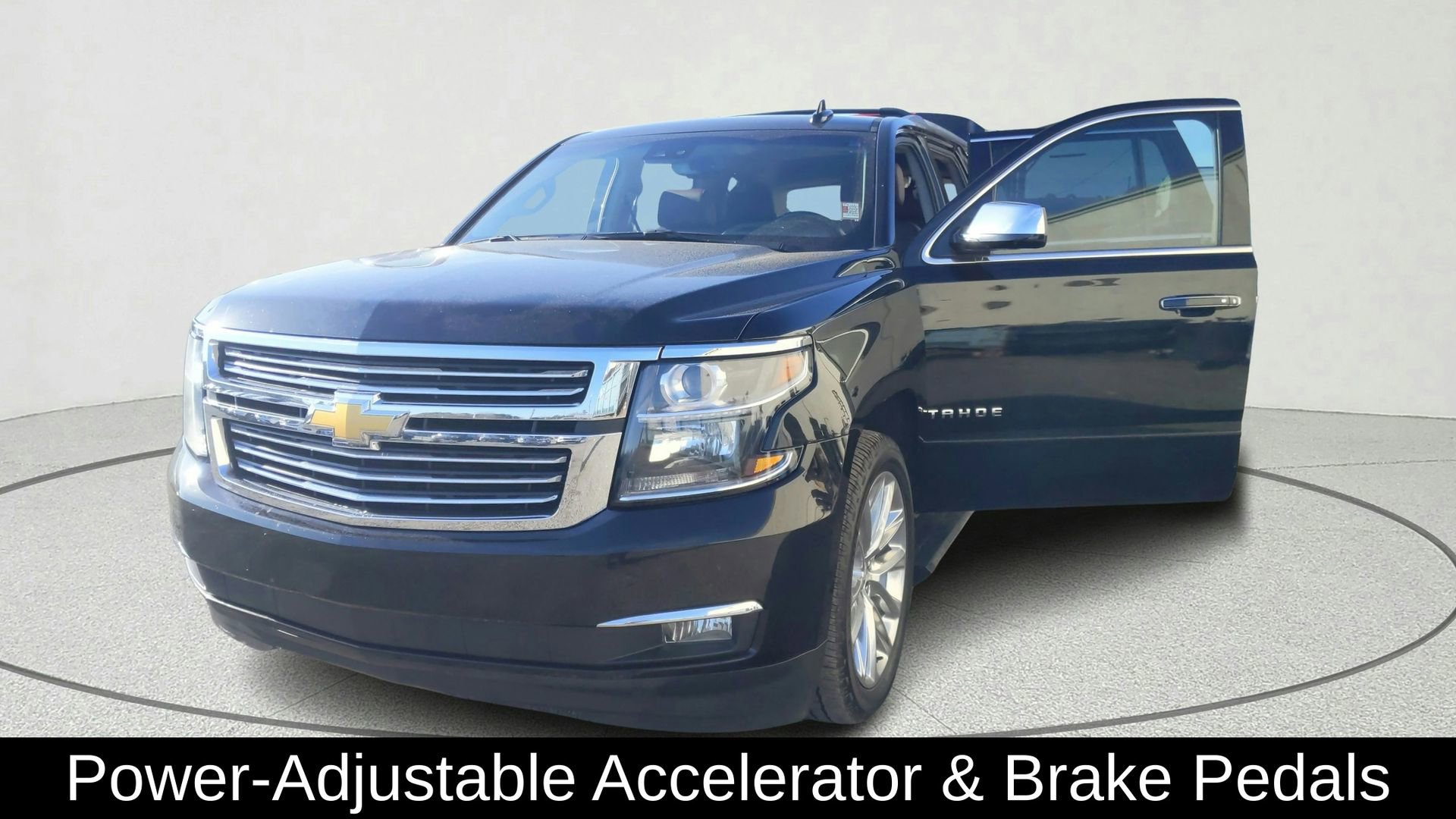 Used 2019 Chevrolet Tahoe Premier w/ Premier Plus Edition AWD/4WD image 11