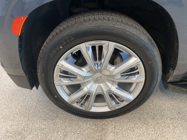 Used 2021 Chevrolet Suburban LS AWD/4WD image 10