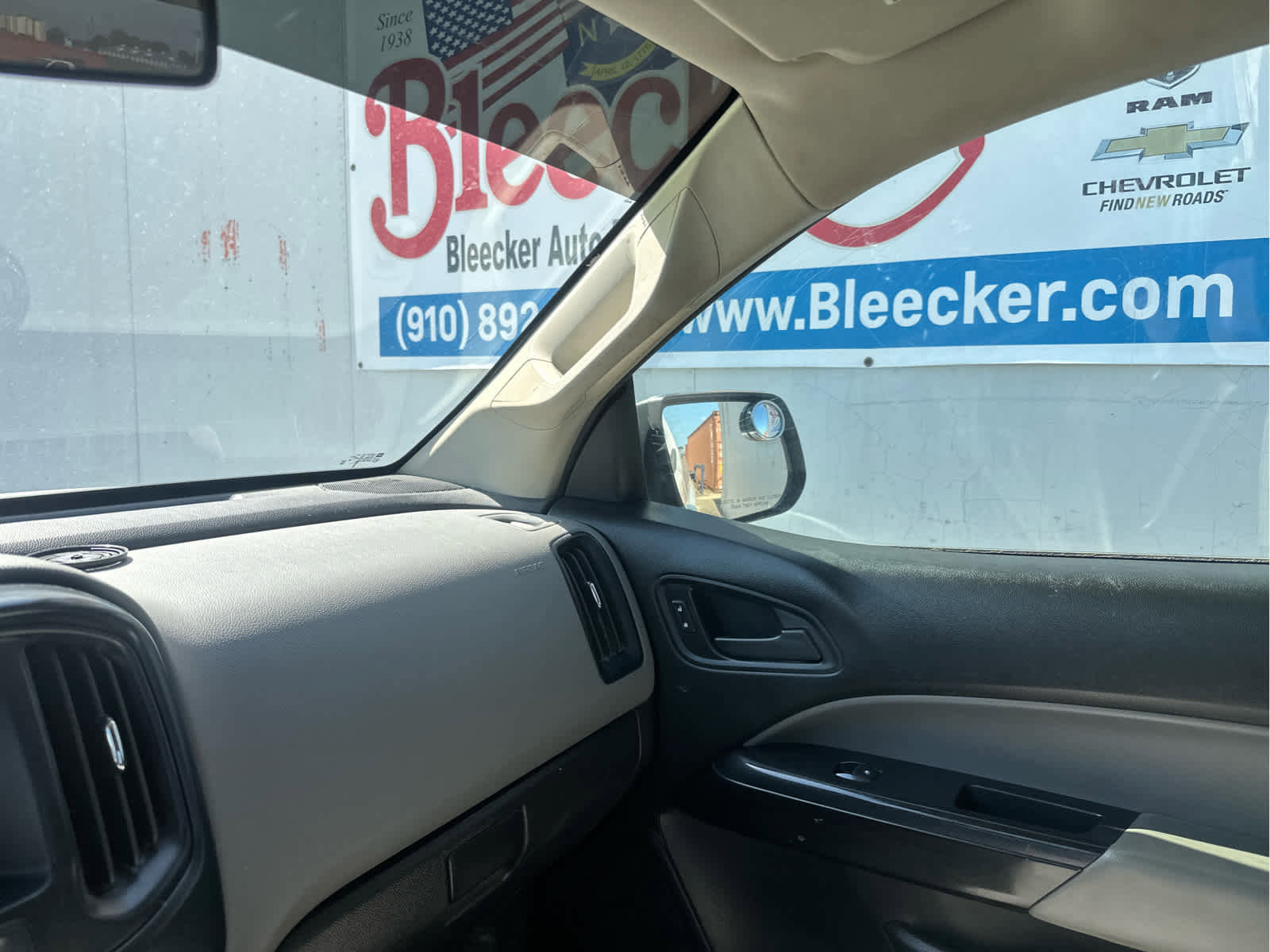 Used 2020 Chevrolet Colorado W/T w/ WT Convenience Package image 37