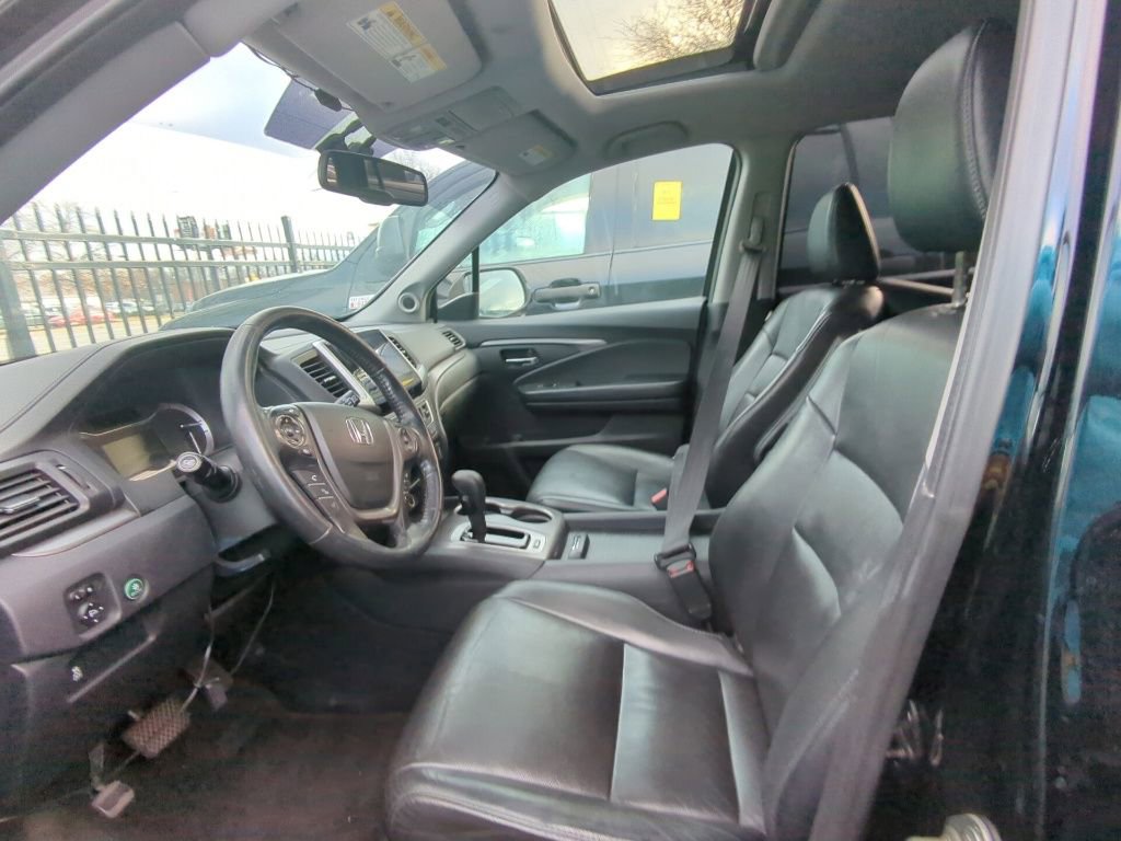 Used 2017 Honda Pilot EX-L image 6