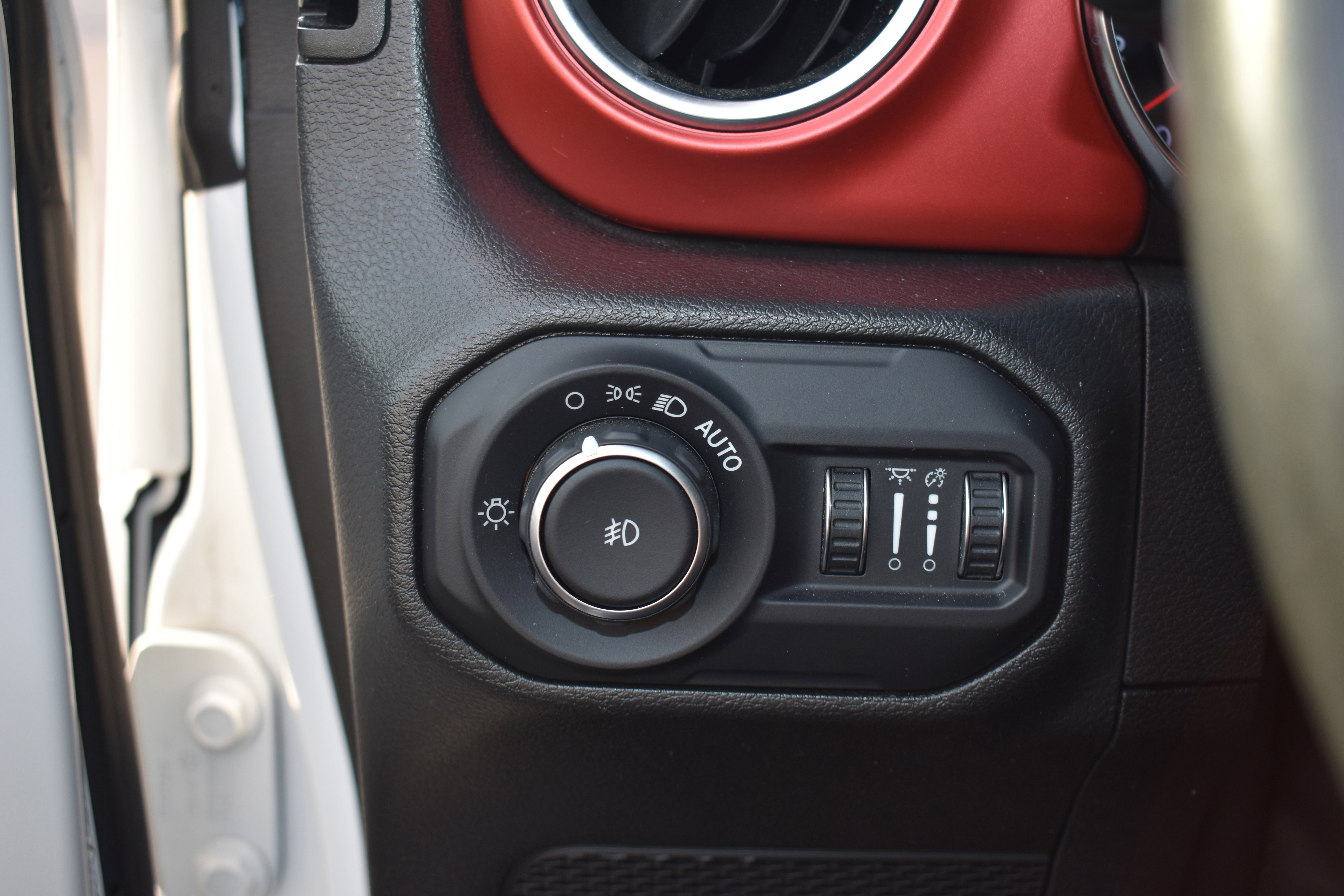 Used 2022 Jeep Wrangler Unlimited Rubicon w/ LED Lighting Group image 16