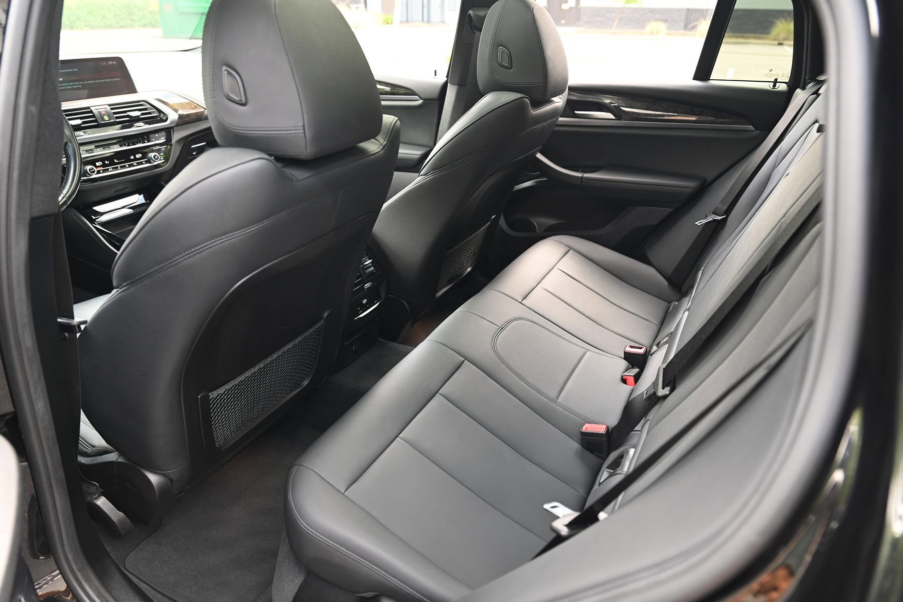 Used 2019 BMW X4 xDrive30i w/ M Sport Package 2 AWD/4WD image 14