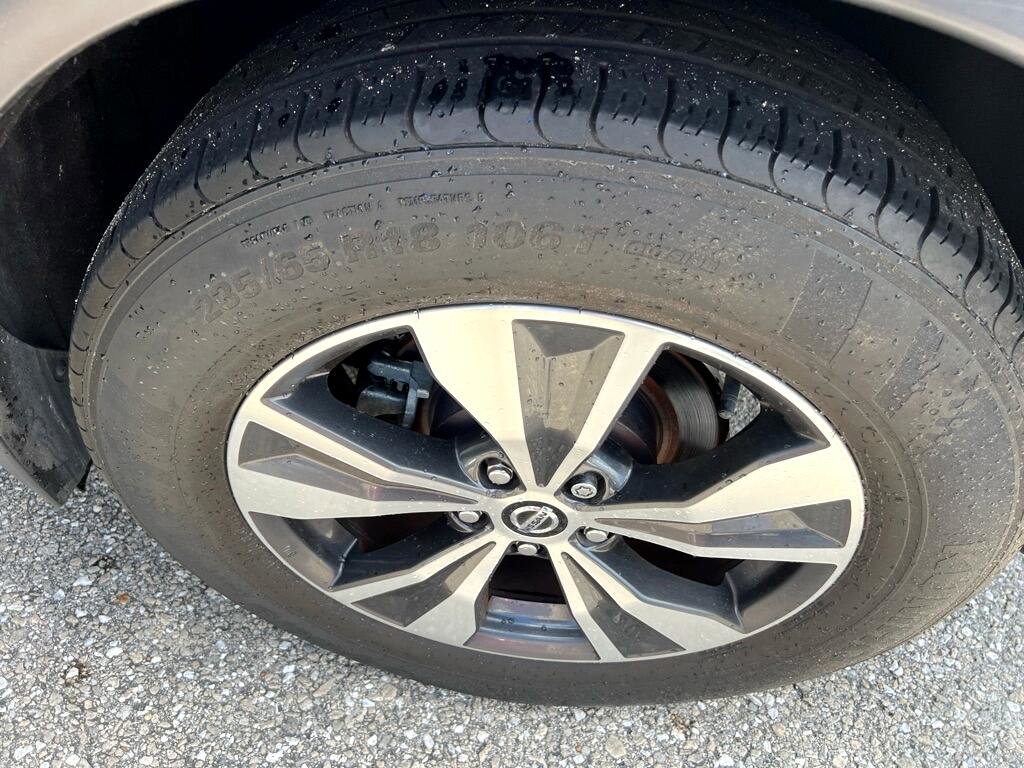 Used 2022 Nissan Murano SV image 19