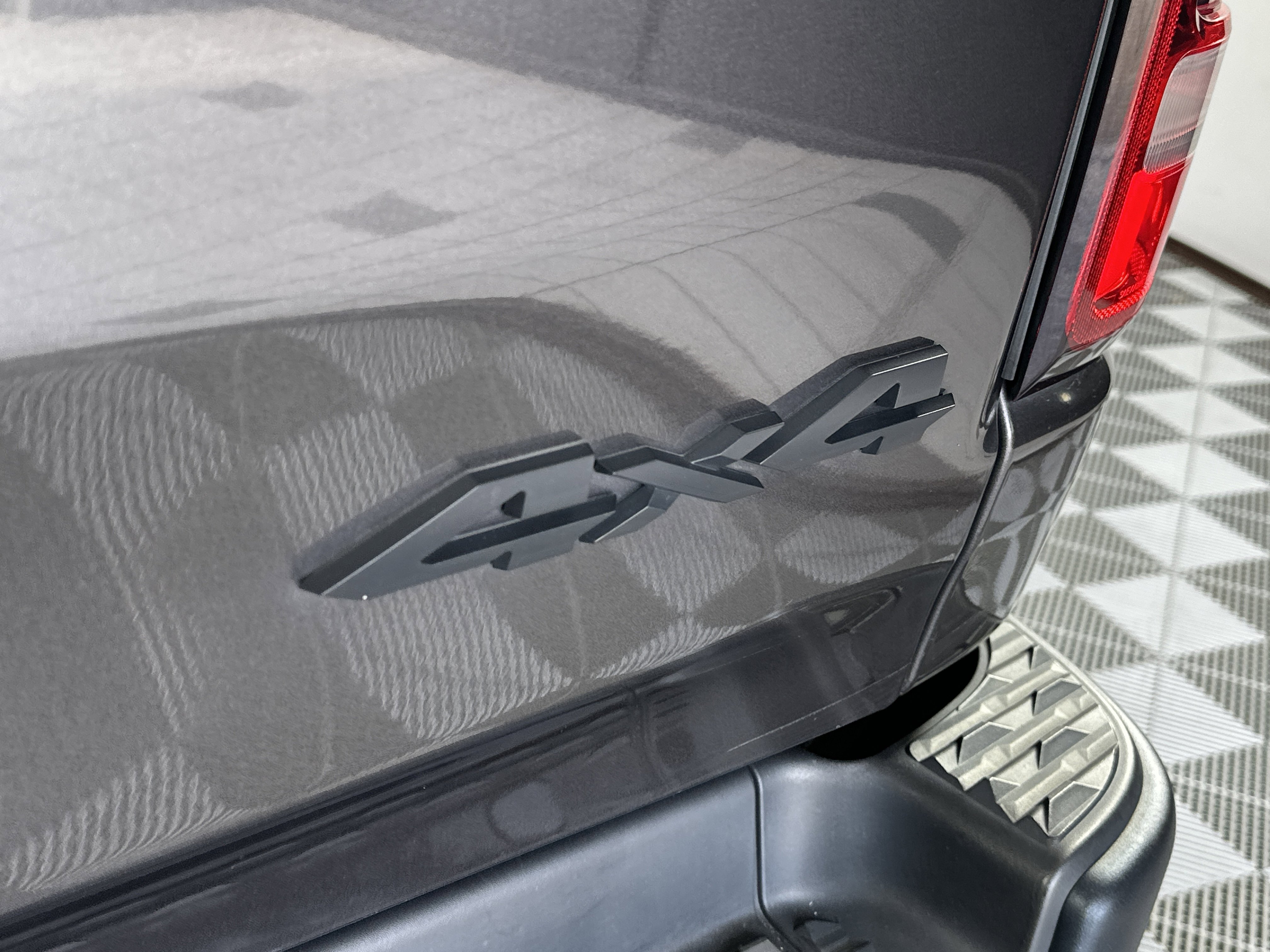 Used 2019 RAM 1500 Rebel image 17