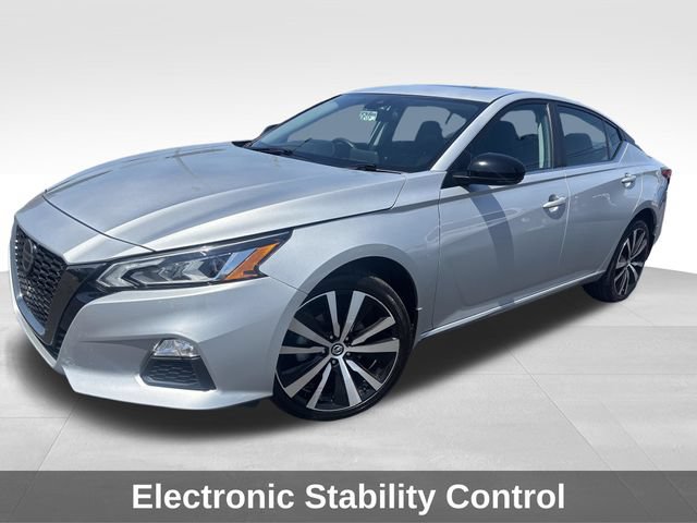Used 2021 Nissan Altima 2.5 SR w/ SR Premium Package AWD/4WD image 8
