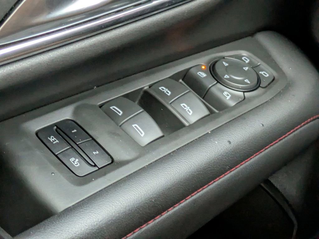 Used 2022 Chevrolet Tahoe RST w/ Sport Performance Package image 26