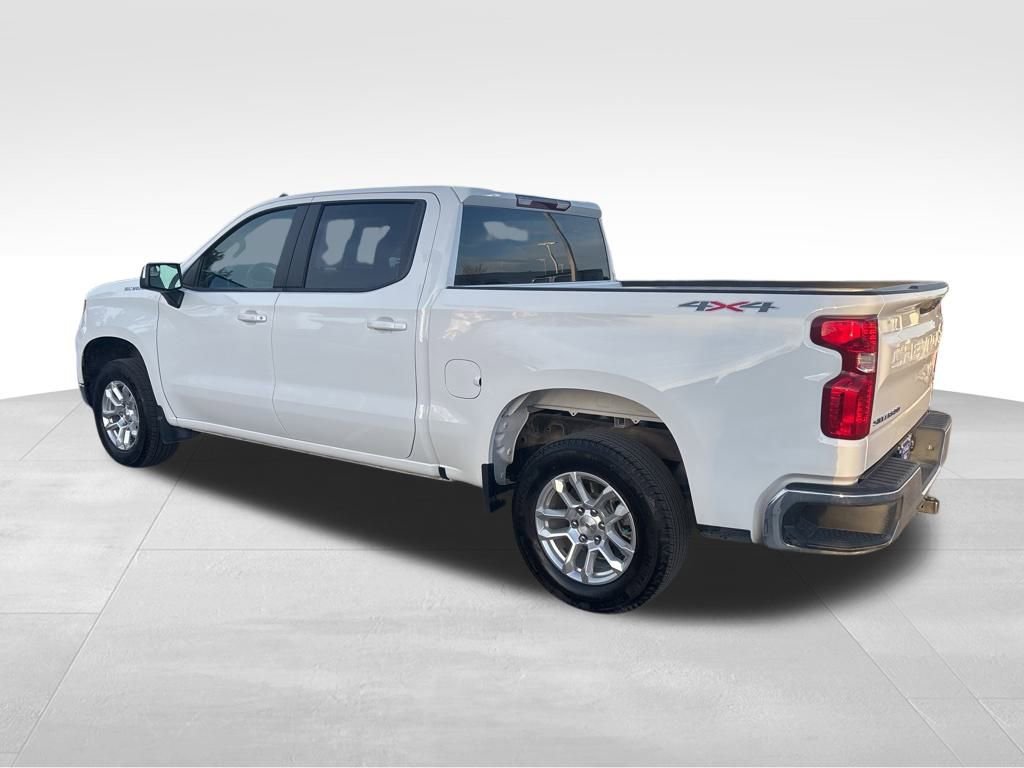 Used 2024 Chevrolet Silverado 1500 LT image 4