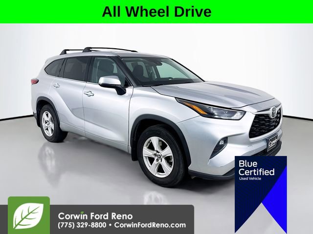 Used 2022 Toyota Highlander LE image 1