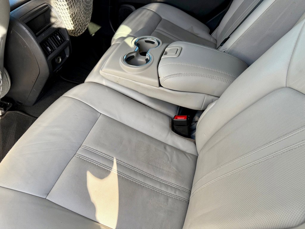 Used 2013 Cadillac SRX Luxury w/ Driver Awareness Package image 16