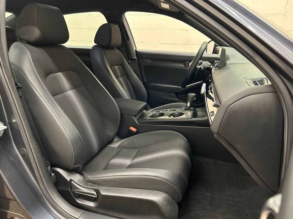 Used 2025 Honda Civic Sport image 10
