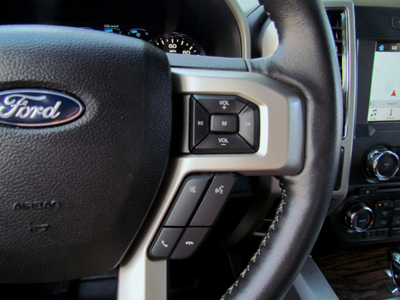 Used 2018 Ford F150 Lariat image 30