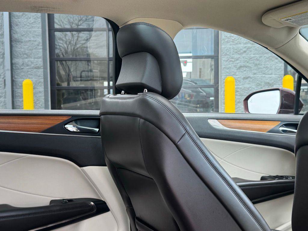 Used 2016 Lincoln MKC Reserve w/ Lincoln MKC Climate Package image 42