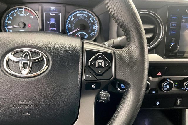 Used 2017 Toyota Tacoma TRD Off-Road AWD/4WD image 22