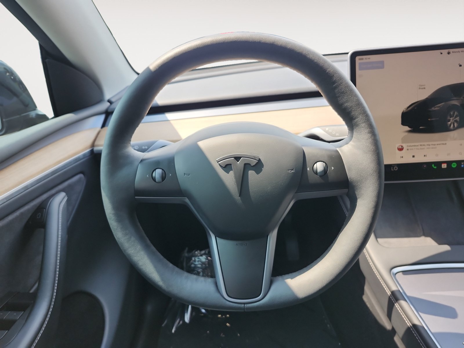 Used 2024 Tesla Model Y Long Range AWD/4WD image 13