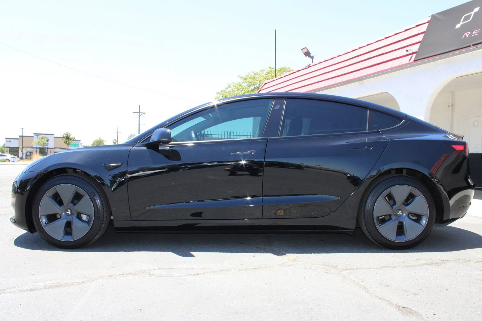 Used 2022 Tesla Model 3 Long Range AWD/4WD image 35