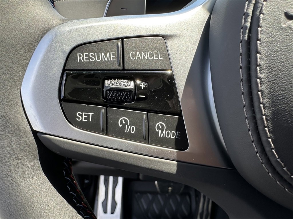 New 2026 BMW X5 M60i w/ Executive Package image 20