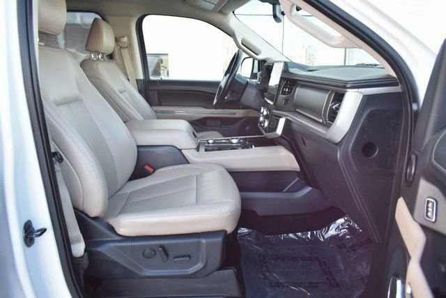 Used 2023 Ford Expedition Max XLT image 51