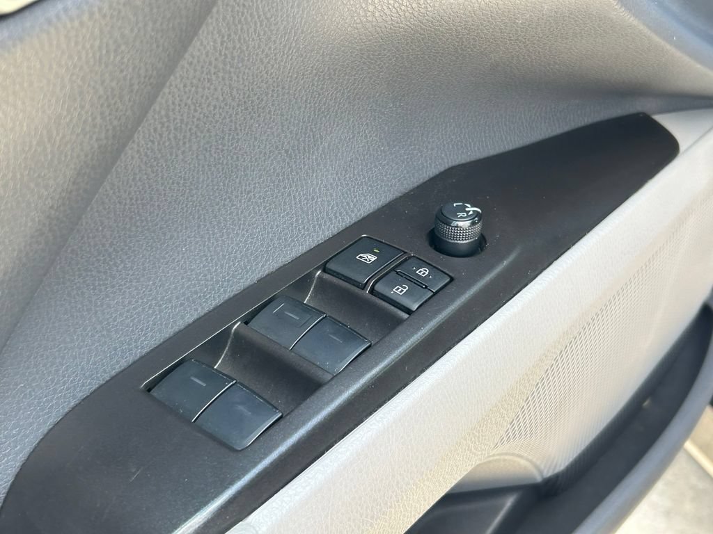 Used 2024 Toyota Camry LE FWD image 20