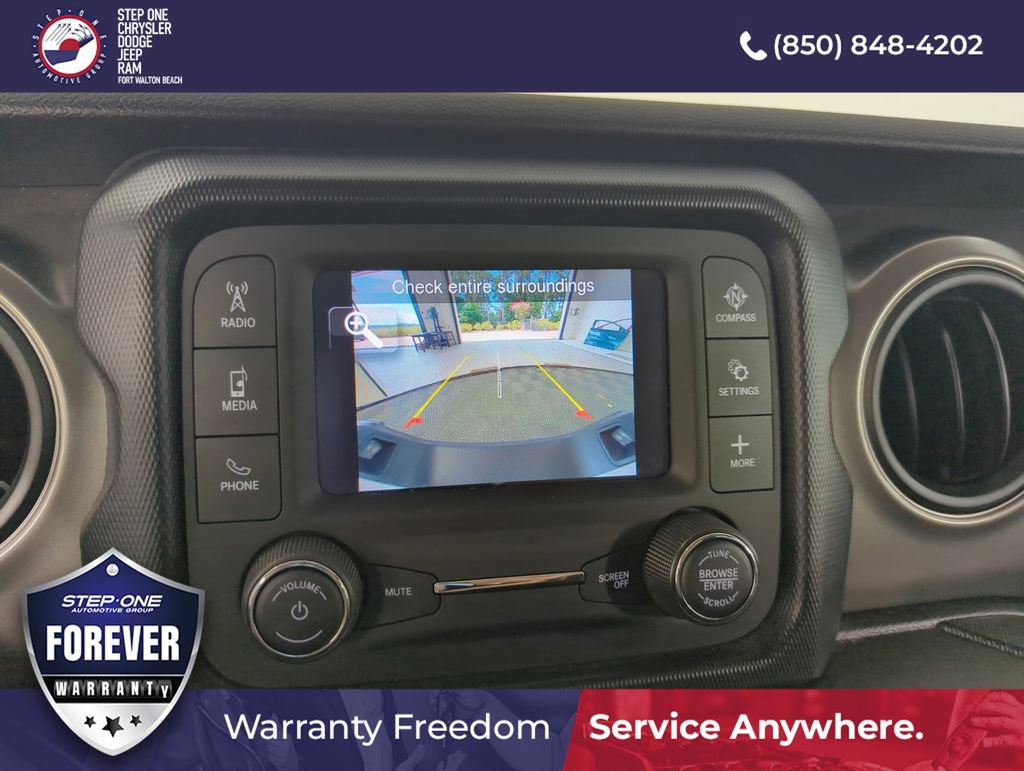 Used 2021 Jeep Gladiator Sport w/ Trailer Tow Package AWD/4WD image 24