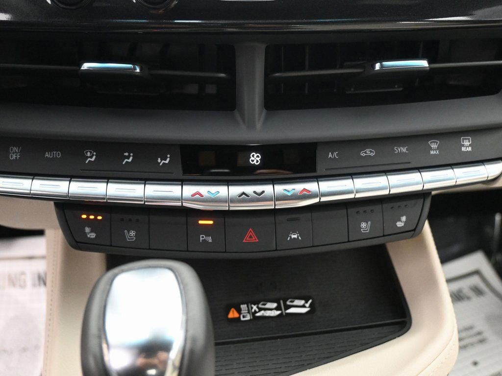 Used 2025 Cadillac CT4 Premium Luxury image 14