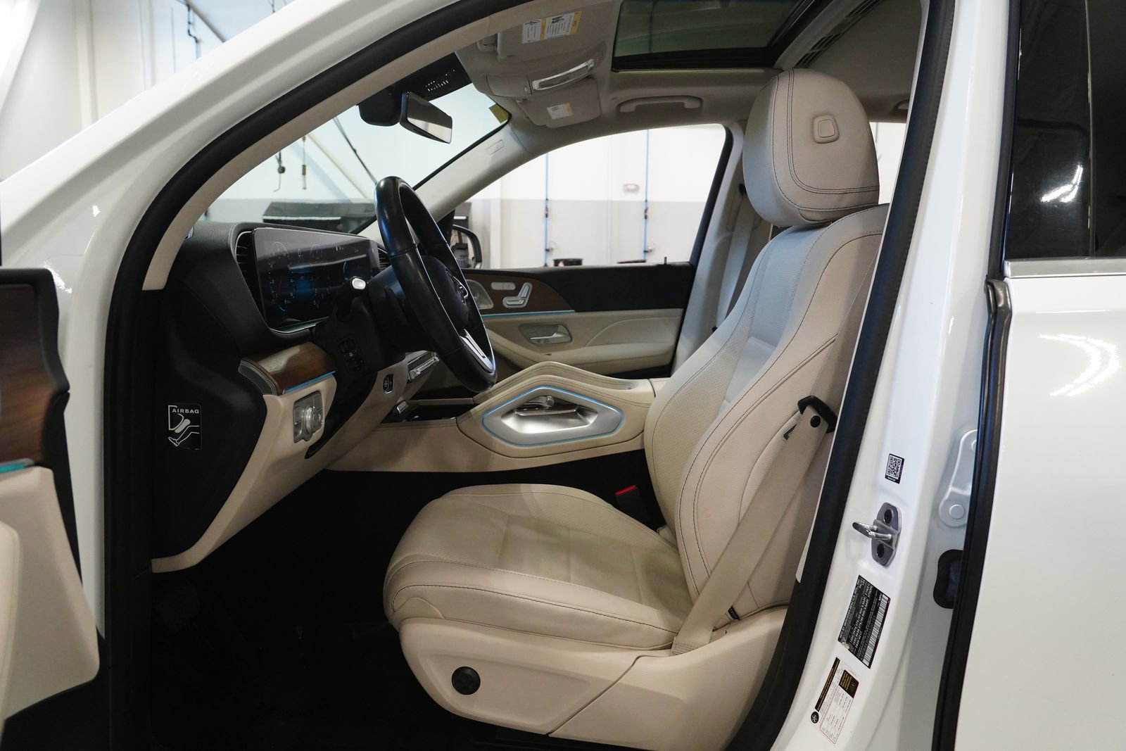 Certified 2021 Mercedes-Benz GLE 350 4MATIC image 2