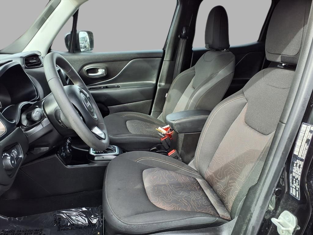 Used 2023 Jeep Renegade Latitude image 20