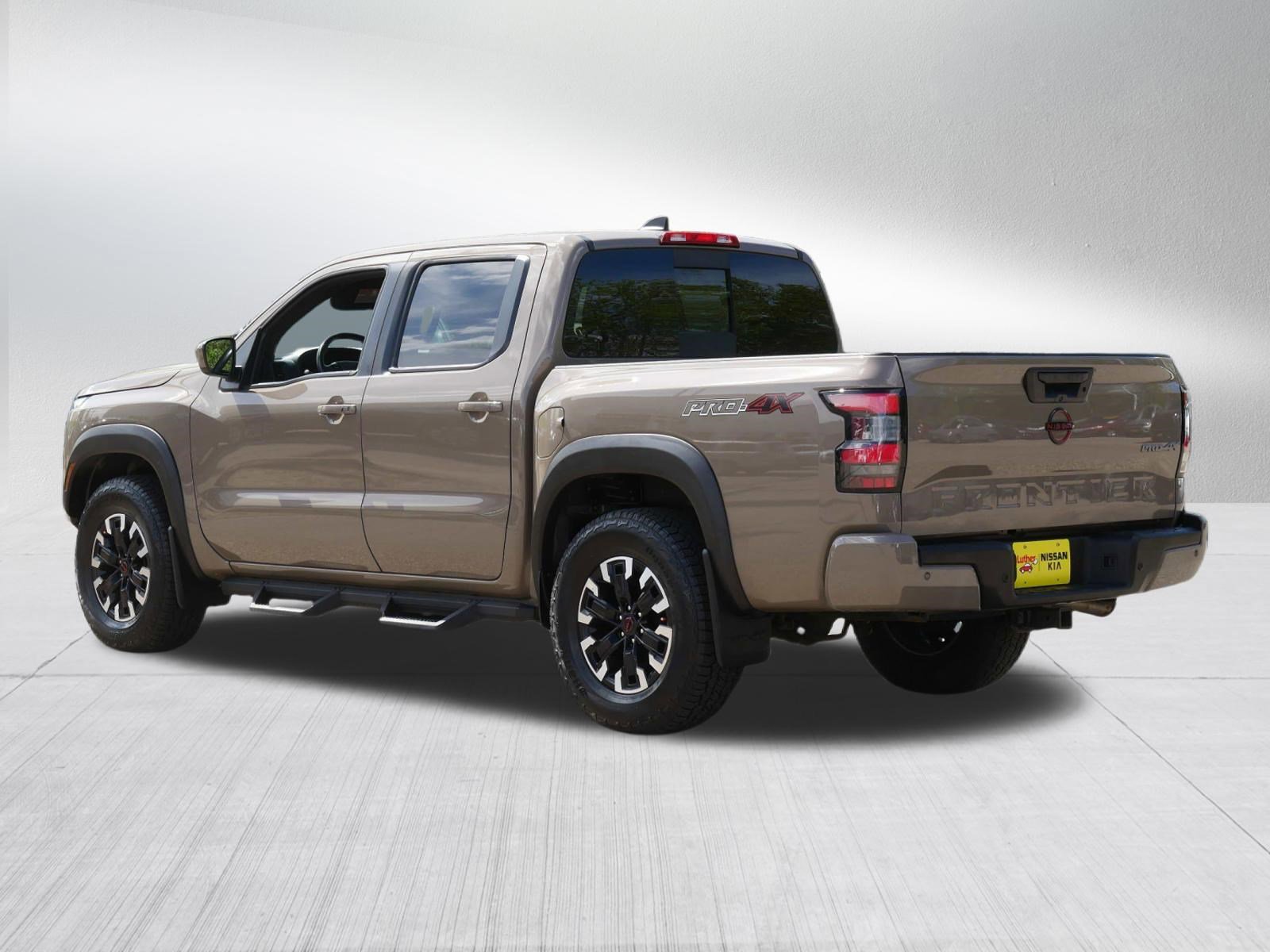 Certified 2023 Nissan Frontier PRO-4X w/ Technology Package AWD/4WD image 5