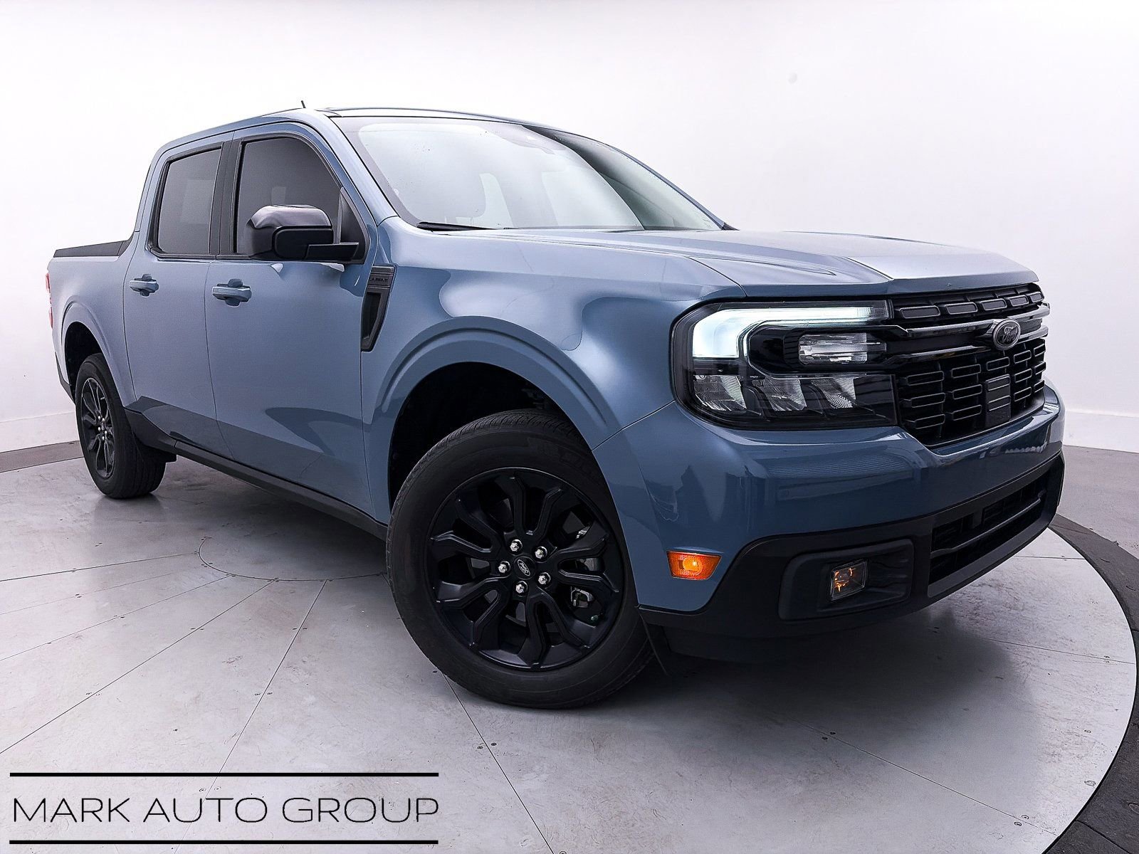 Used 2024 Ford Maverick Lariat w/ Black Appearance Package image 1
