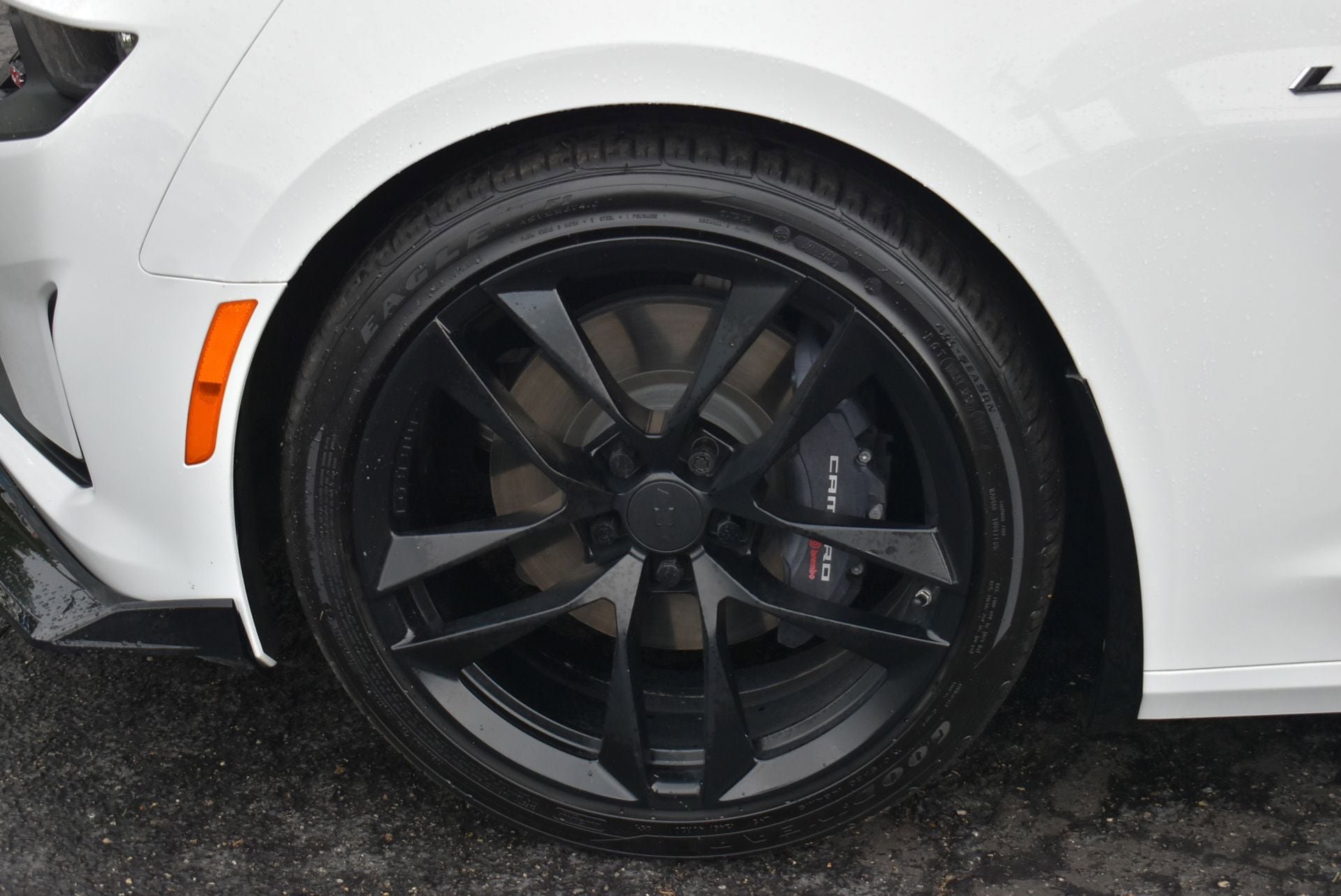 Used 2023 Chevrolet Camaro LT w/ RS Package RWD image 9