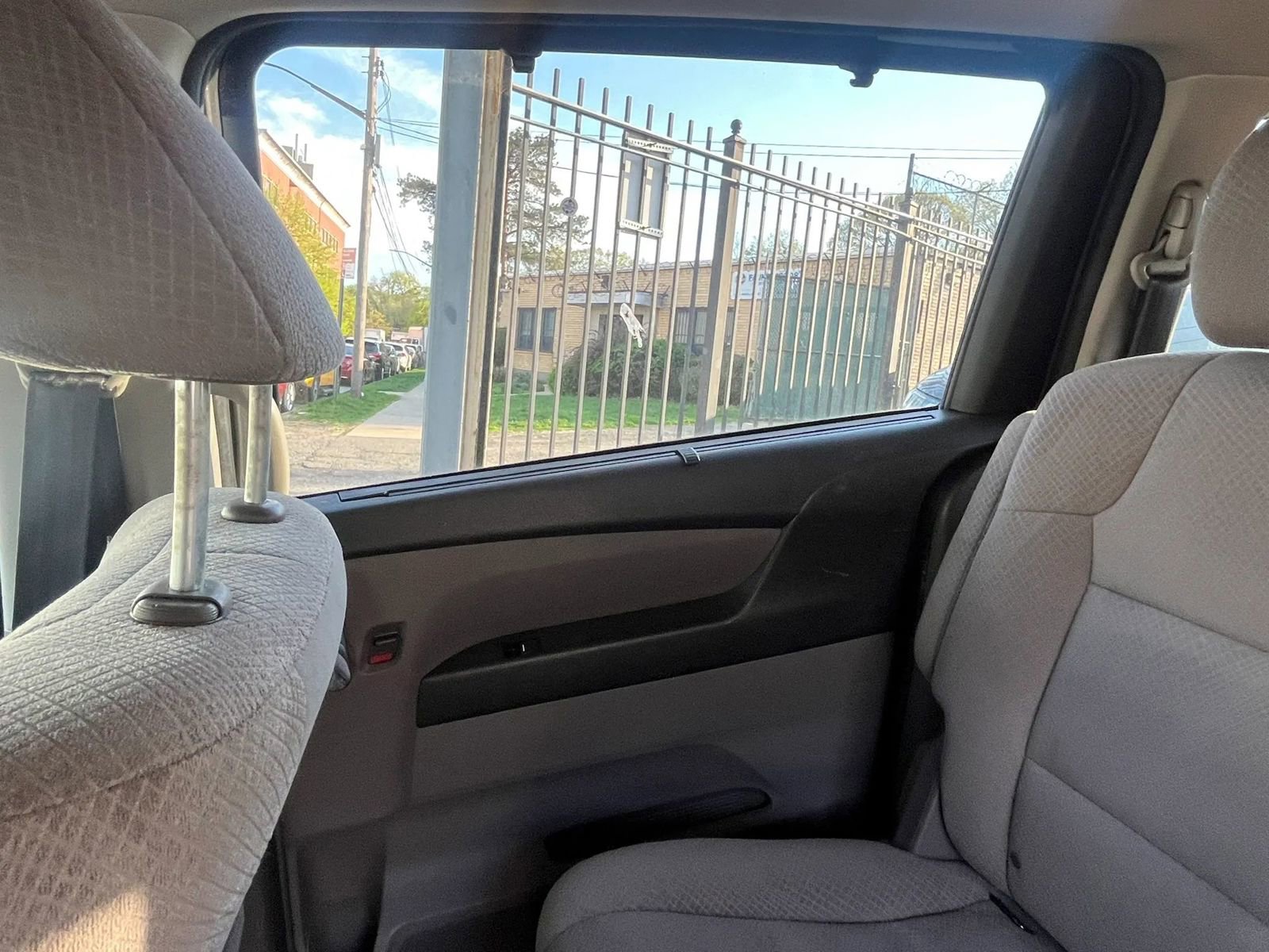 Used 2016 Honda Odyssey EX image 24