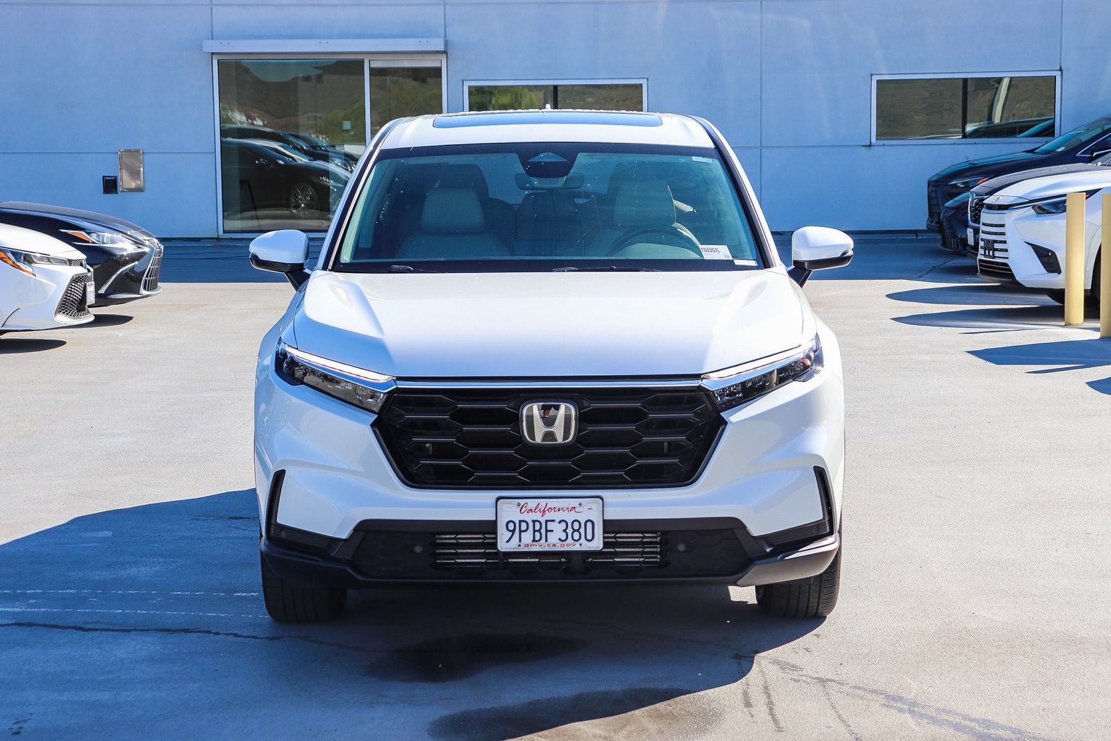 Used 2025 Honda CR-V EX-L image 2