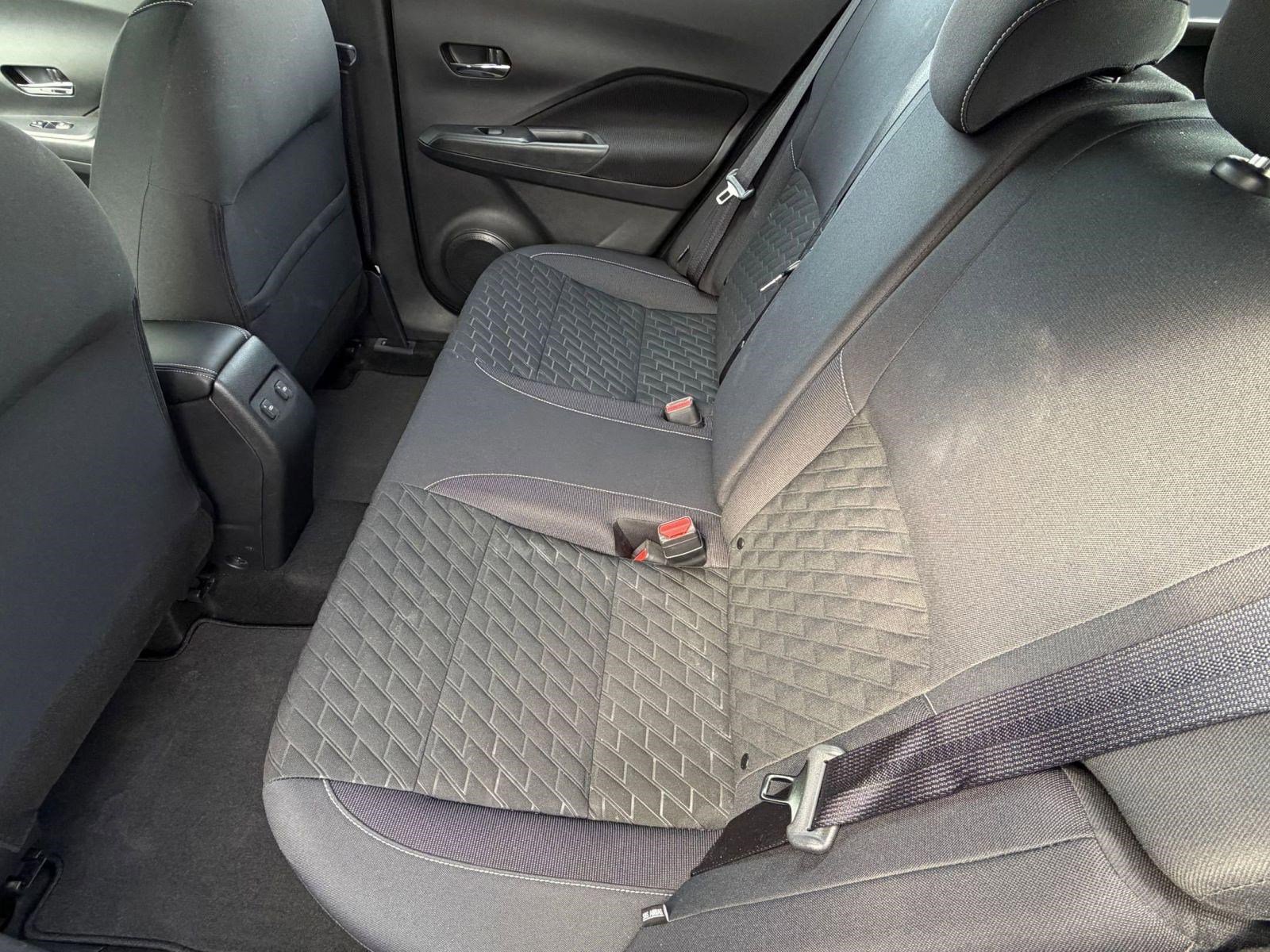 Used 2022 Nissan Kicks SV image 24