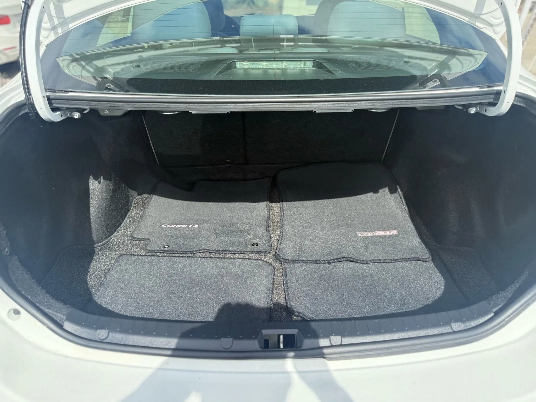 Used 2013 Toyota Corolla L image 18