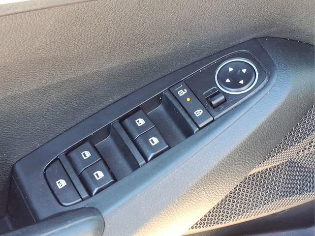 Used 2025 Kia Seltos LX AWD/4WD image 16