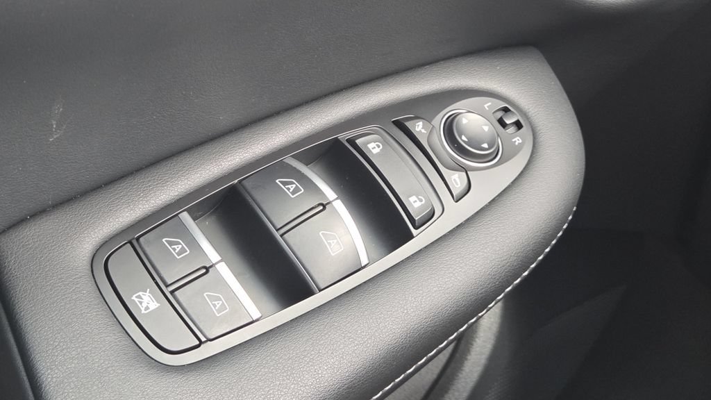 Certified 2024 INFINITI QX50 Sport AWD/4WD image 30