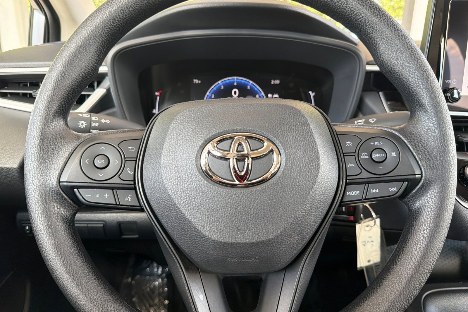Used 2026 Toyota Corolla LE FWD image 25