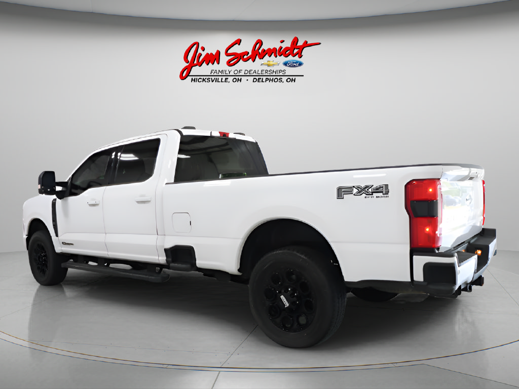 Used 2025 Ford F250 Lariat w/ Black Appearance Package AWD/4WD image 4