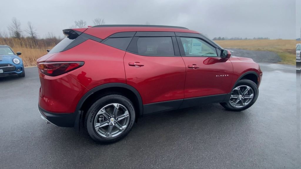 Used 2024 Chevrolet Blazer LT w/ Convenience Package image 8