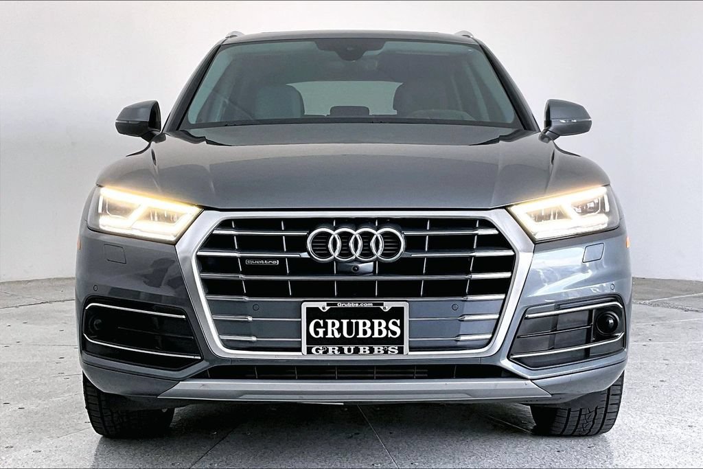 Used 2020 Audi Q5 Prestige w/ Prestige Package AWD/4WD image 3
