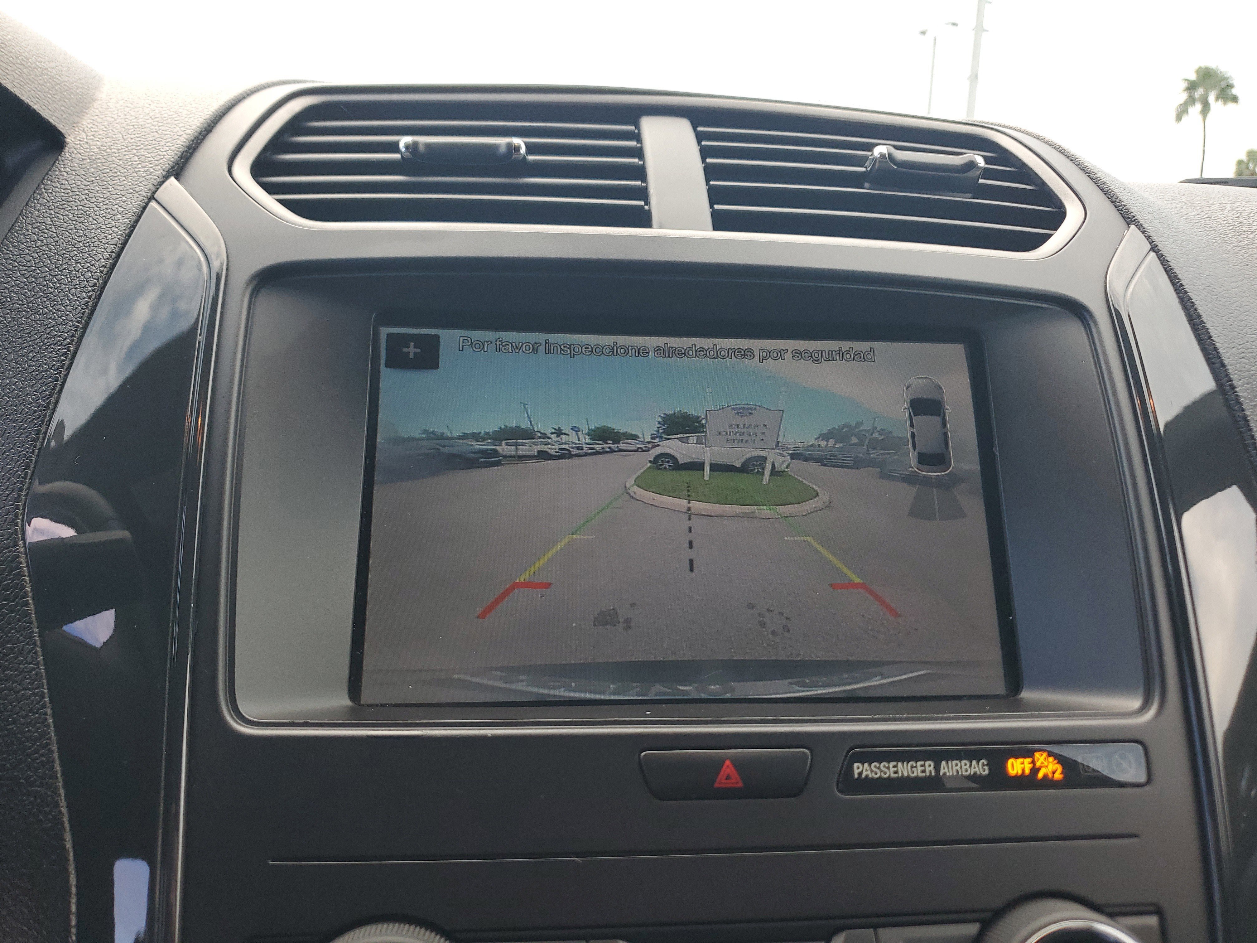 Used 2019 Ford Explorer XLT w/ Equipment Group 201A image 10