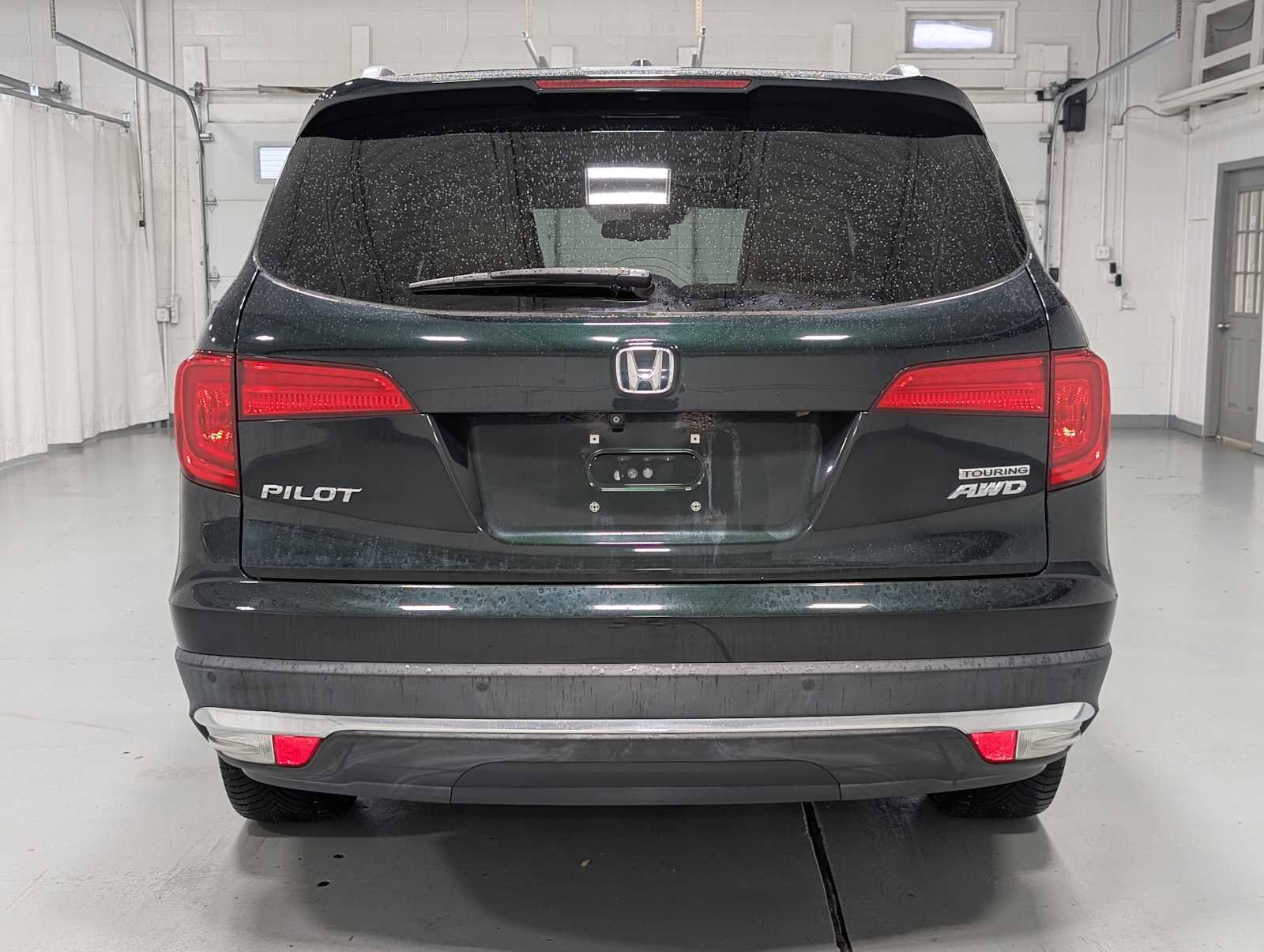 Used 2016 Honda Pilot Touring image 8