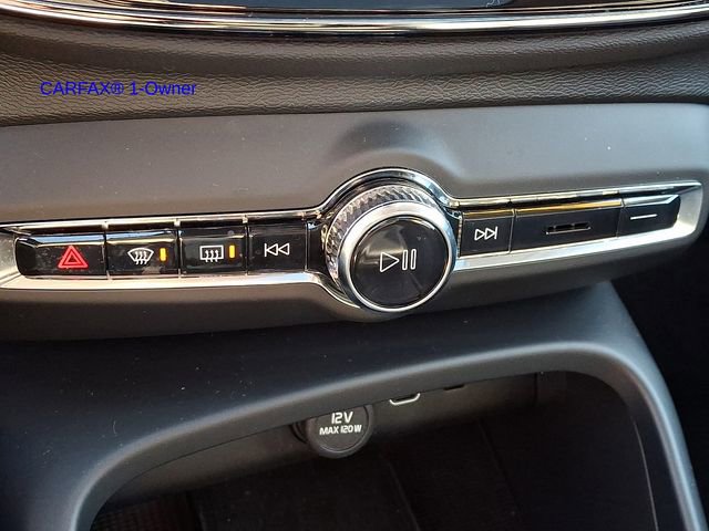 Certified 2023 Volvo XC40 B5 Plus w/ Driver Assist Package image 19